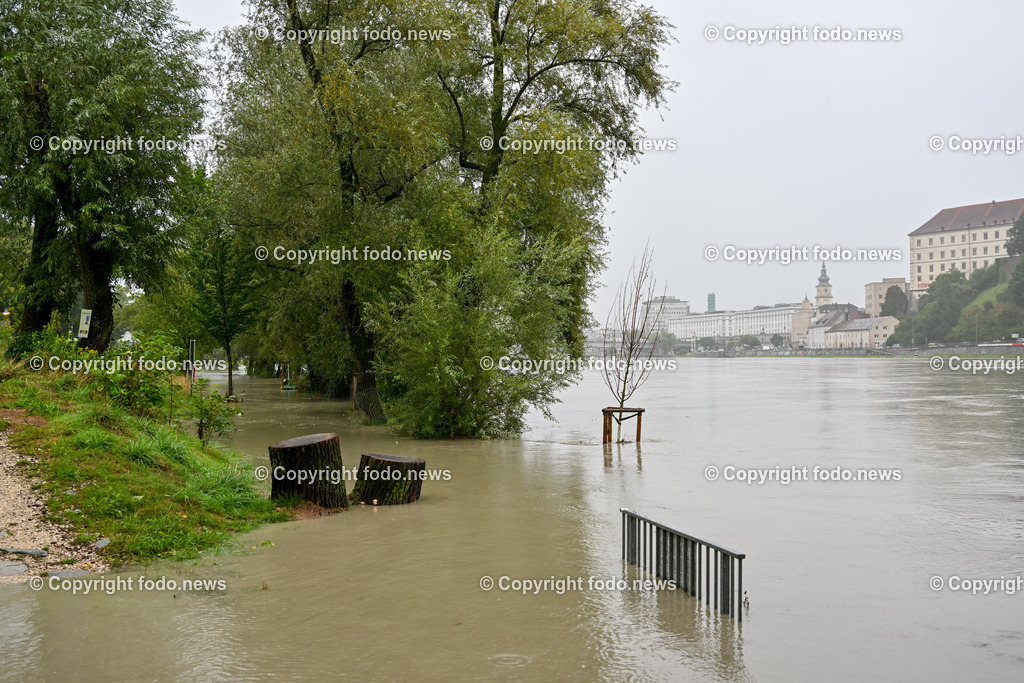 Linz_ Hochwasser_ 29.08.2023-6 | 29.8.2023, Linz, AUT, Urfahr, Hochwasser, im Bild Alt-Urfahr, Donau Badestrand uebeflutet