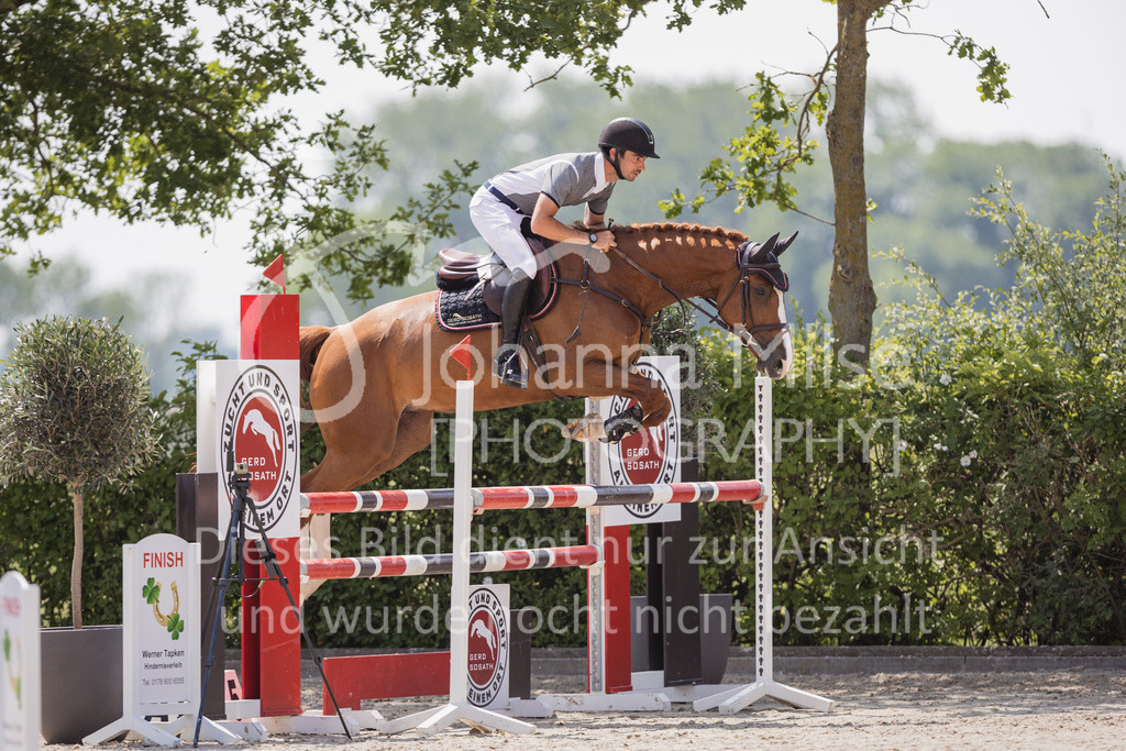 230616_Lemwerder_Springpf-L2-693 | Deine schönsten Turniermomente als professionelle Fotos! Entdecke hochwertige Pferdesport-Fotografie im Online-Shop. Jetzt Fotos finden & bestellen!