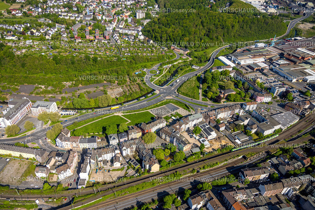 Hagen240504026 | Luftbild, Wohngebiet Wehringhauser Straße, Varta Insel und Park Die Bohne, Bahnhofshinterfahrung, Fluss Ennepe, Wehringhausen, Hagen, Ruhrgebiet, Nordrhein-Westfalen, Deutschland