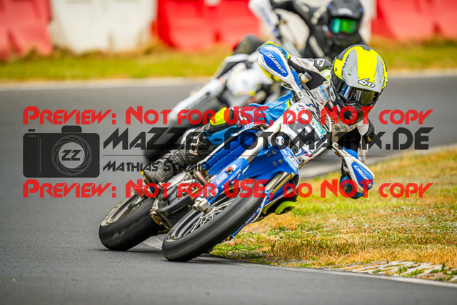 MaZZes_FotoMatrix_230701_1731 | S1