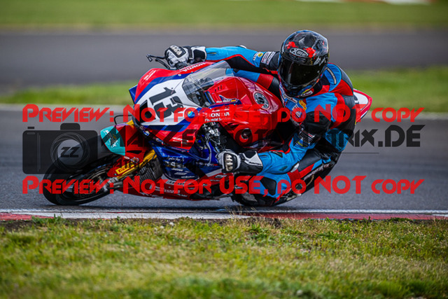 MaZZes_FotoMatrix_220506_91682 | Fotograf Mathias Schmid
Sportfotograf,
Eventfotograf,
Hochzeitsfotograf,
Portraitfotograf