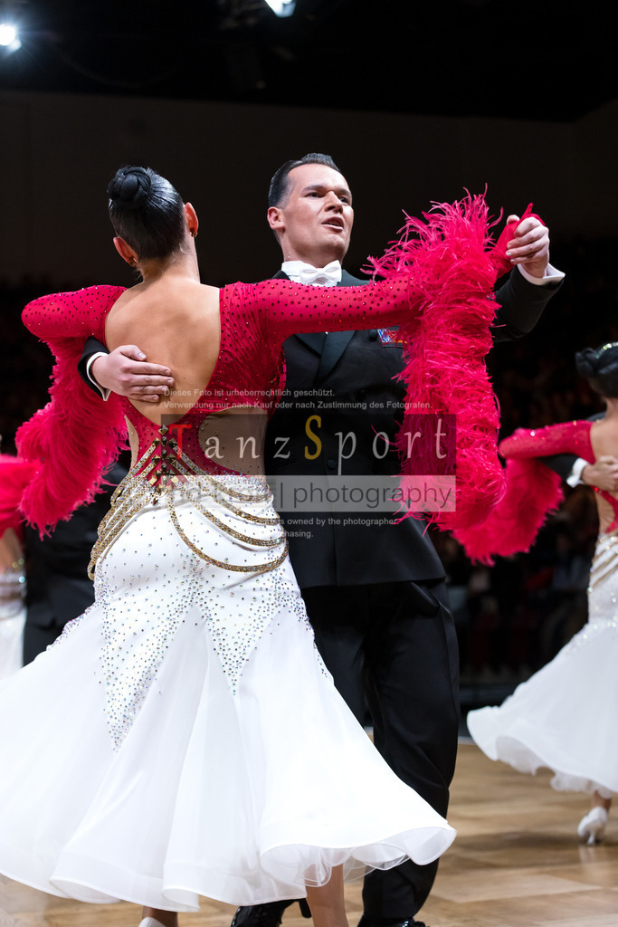 20241109_DM-Formationen_6833 | Tanzsportbilder, Standardtanz, Lateintanz, WDSF, DTV, LTVB, dancecomp, goc, hessen tanzt, blaues band der spree, walzer, tango, wiener walzer, slowfox, quickstepp, samba, rumba, cha-cha-cha, paso doble. jive, hd-kroft photography, turniertanzsport