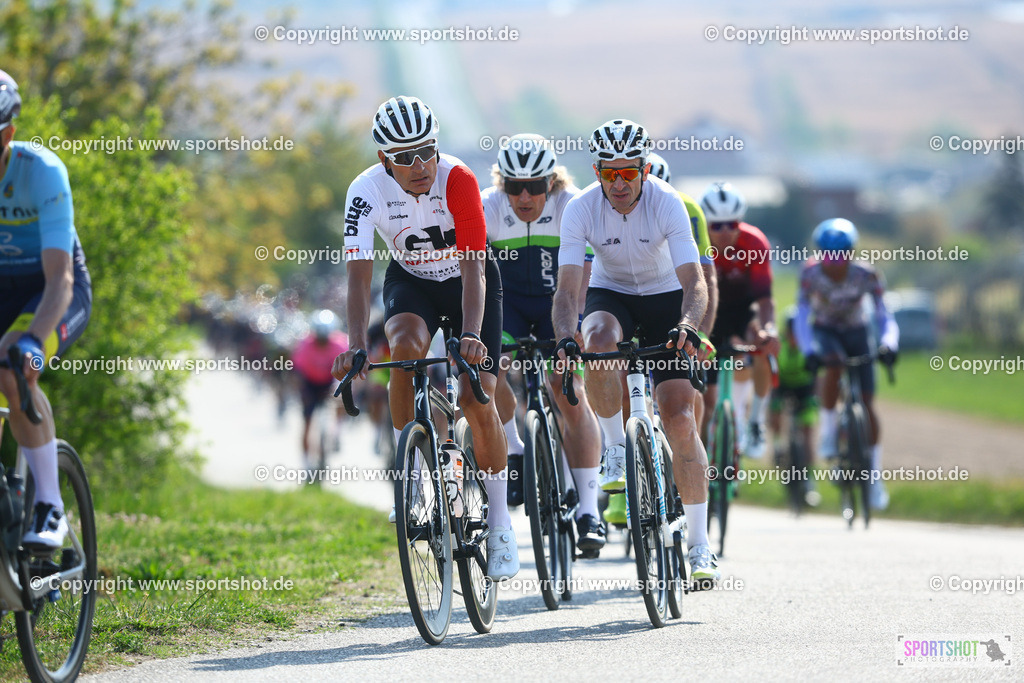 287_TRA55467 | Neusiedlersee Radmarathon 2026@sportshot_your_pictrs #yourpictures#roadtowm2029 #nrm #neusiedlerseeradmarathon #neusiedlersee #neusiedlerseetourismus #burgenland #mörbisch #nrm26 #burgenlandtourismus #voglundco #poweredbyburgenlandtourismus #radsport #rad #marathon #ucigranfondo #visitburgenland #ucigranfondoworldseries