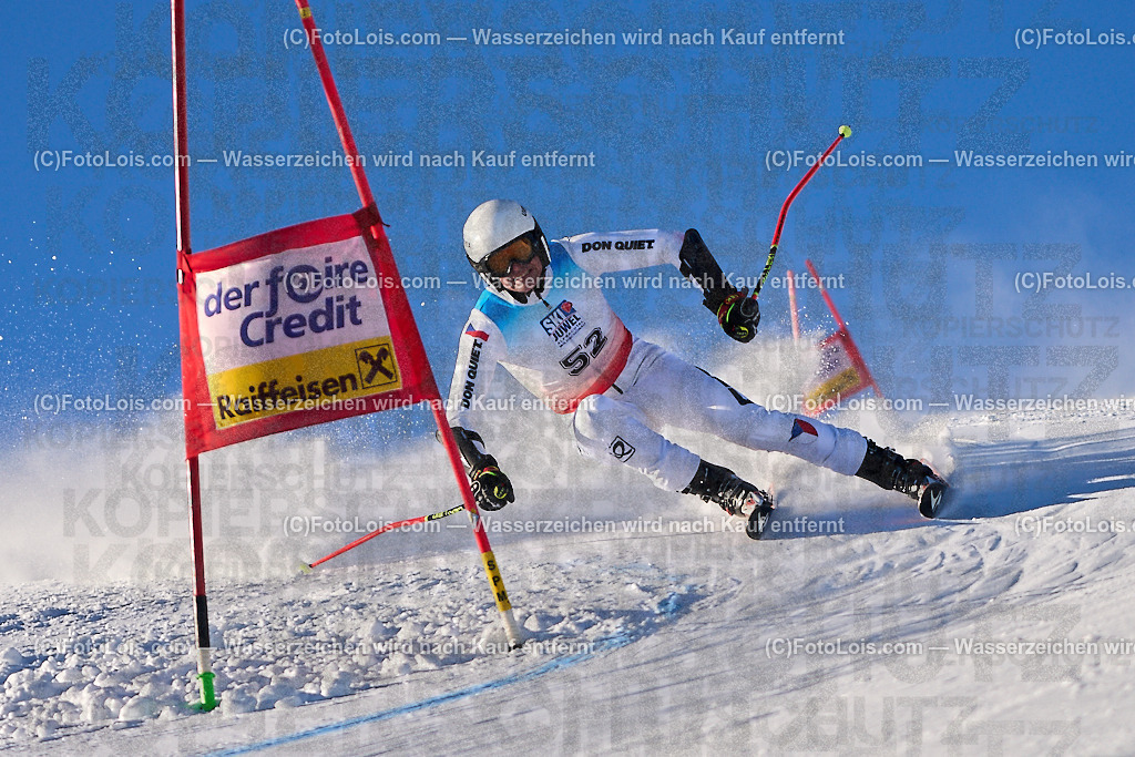 ALP4011_MASTERS-Cup_GS-A Herrn_Horacek Daniel | (C)FotoLois.com, Alois Spandl. FIS Masters-Cup Wildschönau, Giant Slalom auf der Piste Schatzberg GS, Siegerehrung auf dem Dorfplatz Niederau, Sa 13. Januar 2024.