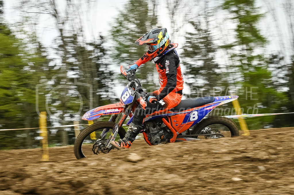 Motocross Schlatt bei Winterthur - 30. April 2023 | #8 Zuend Nina aus Kriessern (CH) auf KTM in der Kategorie Swiss MX Women Cup am Motocross Schlatt bei Winterthur, 30. April 2023. 
Instagram: @mx_schlatt | @mc_wila | @sam_schweiz
Bild: Sportfotografie Markus Aeschimann | www.markus-aeschimann.ch - Realisiert mit Pictrs.com