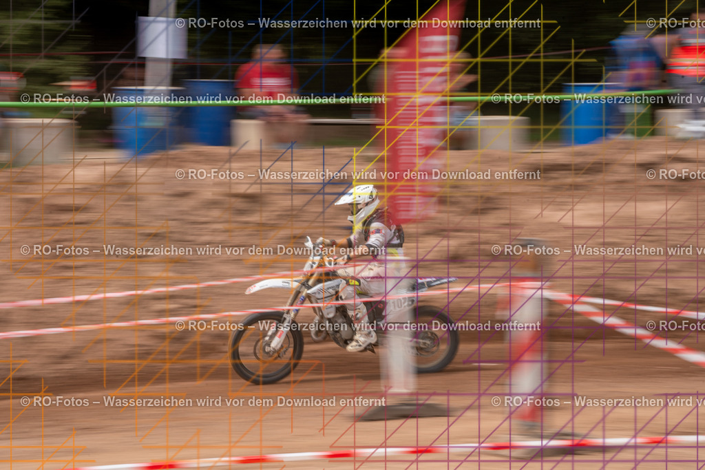 Niederwürzbach 4 Lauf-1837 | Sportfotografie von RO-Fotos: Motorsport, Motocross, Enduro, Laufveranstaltungen und Triathlon. Professionelle Fotos von Sportlern und Events. - Realisiert mit Pictrs.com