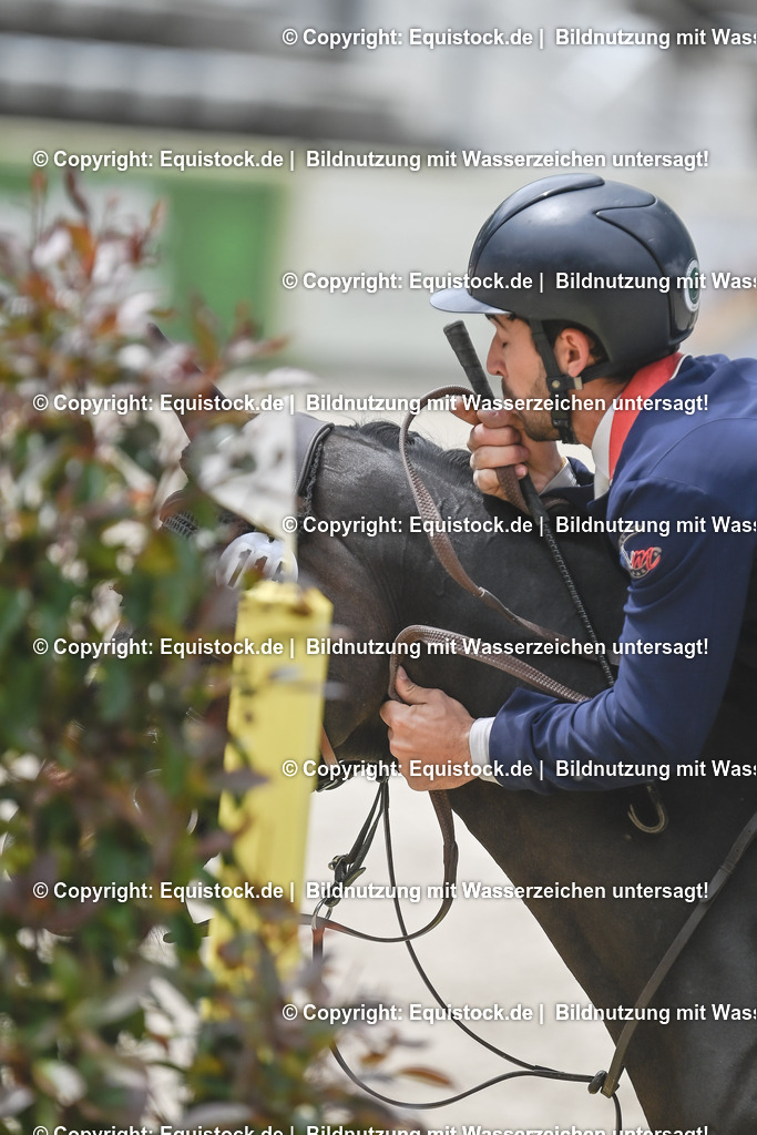 20230514_CCI4_Springen_0175 | equistock