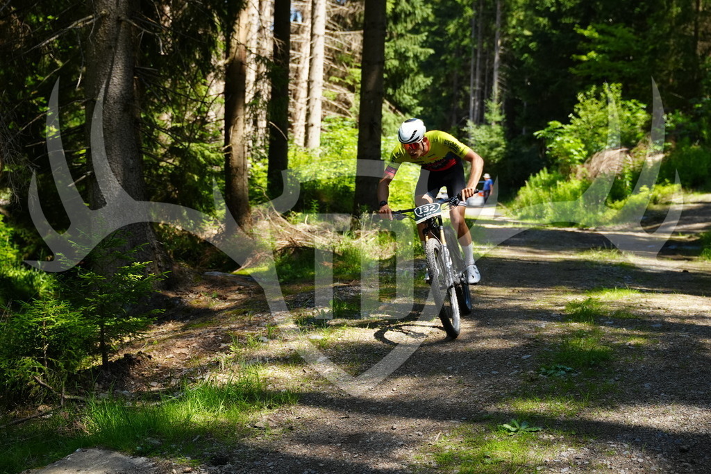 FC101926 | Fotogalerie der Treibjagd im Dunkelwald - Dein MTB Etappenrennen im Erzgebirge - Realisiert mit Pictrs.com
