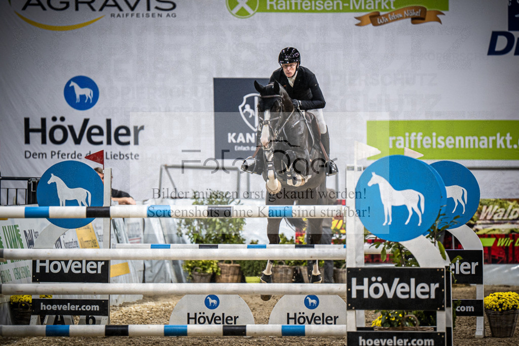 DOS_2946 | Entdecke hochwertige Reitturnierfotos von Foto Oger. Professionell, emotional und authentisch – jetzt Lieblingsmomente im Shop bestellen.Deutschlandweite Turnierfotografie. - Realisiert mit Pictrs.com