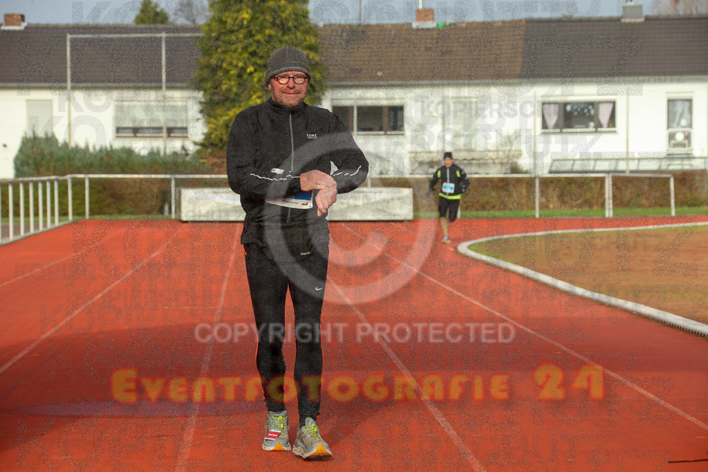 230129_1133_EX1_5130 | Sportfotografie im Rhein-Sieg Kreis, Köln, Bonn, NRW, Rheinland Pfalz, Hessen, etc. Unser Tätigkeitsfeld umfasst den Laufsport vom Volkslauf über den Marathon, Duathlon, Triathon bis zum Ultralauf wie Kölnpfad Ultra oder Schindertrail.