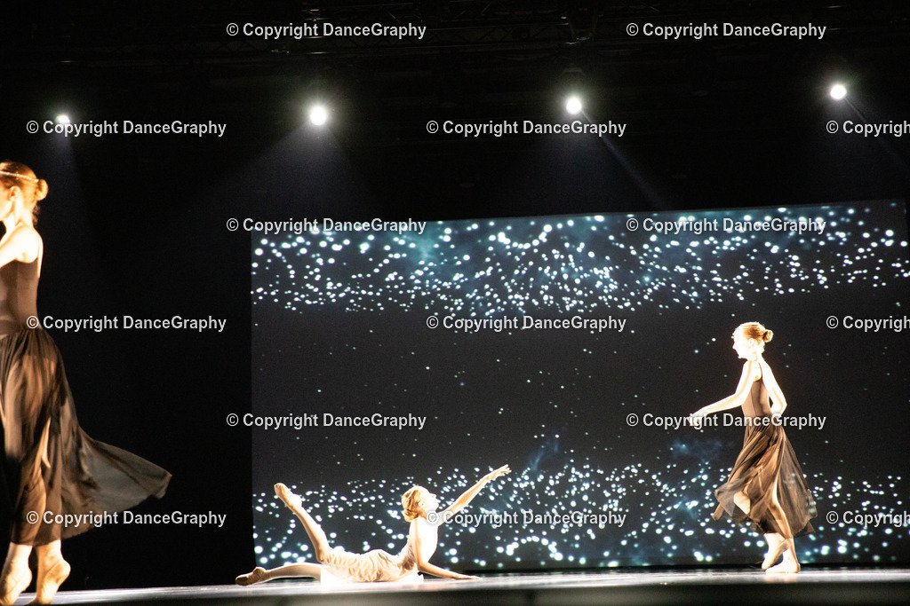 GPHY4145 | DanceGraphy - Realisiert mit Pictrs.com