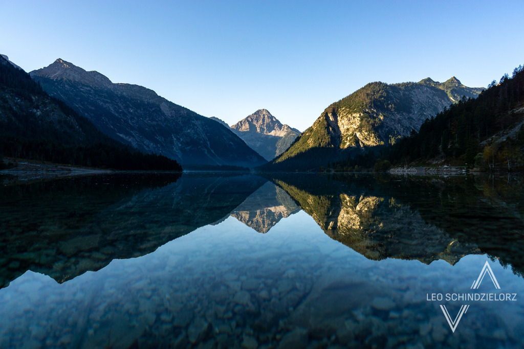 Fotografie_Leo_Schindzielorz_AT_Herbst_Tirol_Plansee_20191027_DSC08313_org | Atmosphärische Landschaftsbilder & Drohnenaufnahmen aus dem Allgäu, Tirol, Südtirol & der Schweiz – ideal für Leinwanddrucke & zur stilvollen Raumgestaltung. - Realisiert mit Pictrs.com