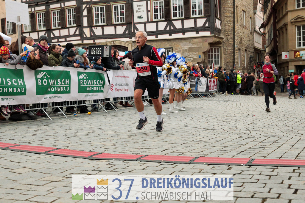 VR Bank Hauptlauf 10000m | 3 Koenigslauf 2023 - Realisiert mit Pictrs.com
