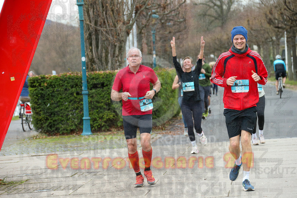 221231_1202_EX1_0155 | Sportfotografie im Rhein-Sieg Kreis, Köln, Bonn, NRW, Rheinland Pfalz, Hessen, etc. Unser Tätigkeitsfeld umfasst den Laufsport vom Volkslauf über den Marathon, Duathlon, Triathon bis zum Ultralauf wie Kölnpfad Ultra oder Schindertrail.