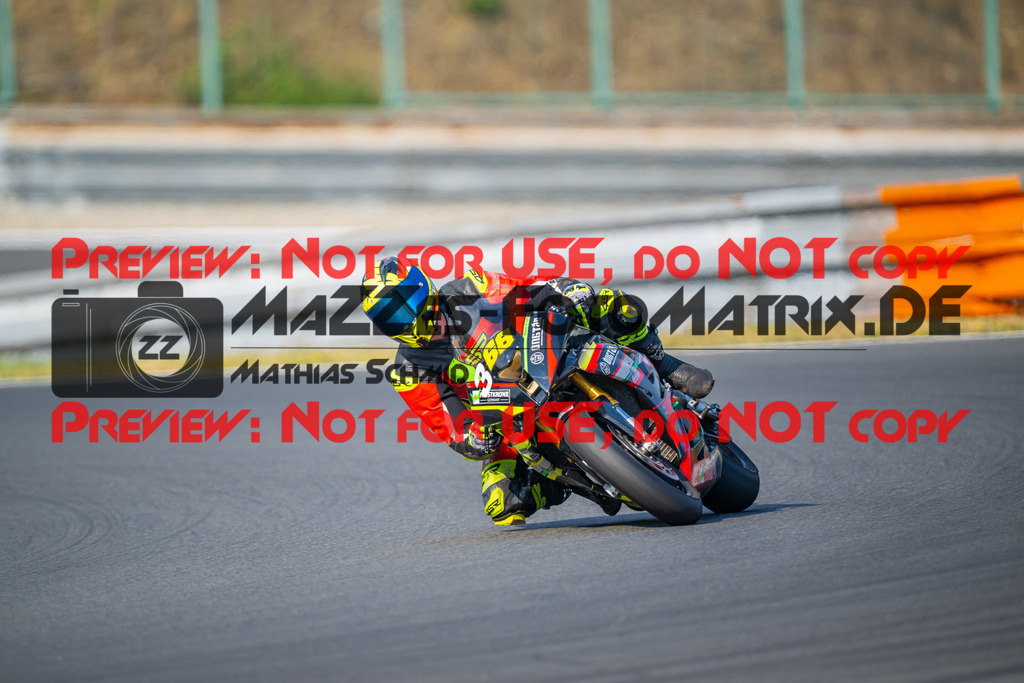 MaZZes-Fotomatrix-20260805-521599 | OPEN