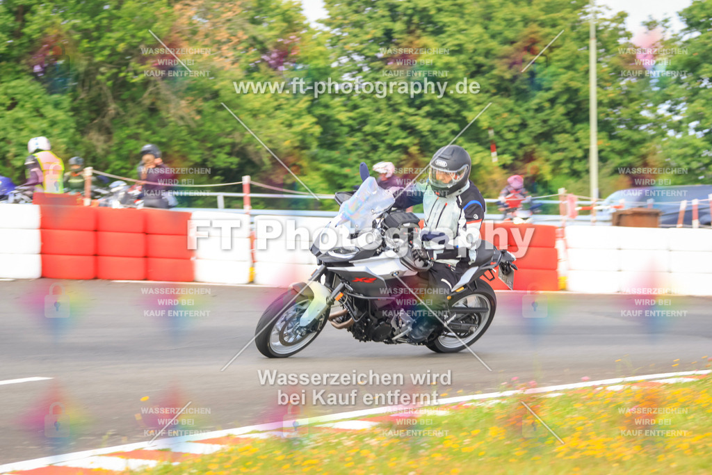 _DSK2050 | Hier findet Ihr Bilder von Touristenfahrten auf der Nürburgring Nordschleife oder von anderen Veranstaltungen die ich besucht habe. Viel Spass beim Durch Schauen 