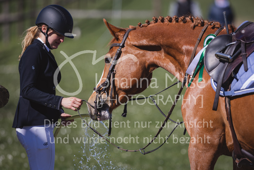 220416_4_L-Stil1-472 | Frühlingsfest der Pferde
Herford
16.April 2022
04/1 Stilspringprüfung Kl.L geschlossen 0-78 RLP