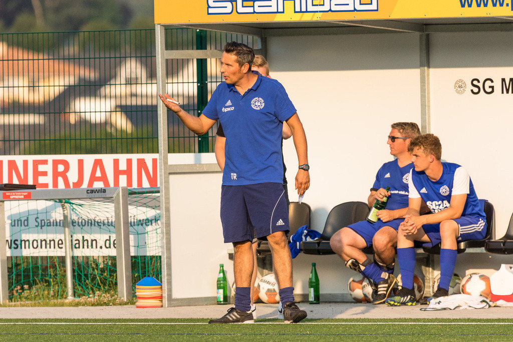 SG Morshausen - SG Niederburf | Sportfotografie Hermann-Josef Stoffel - Realisiert mit Pictrs.com