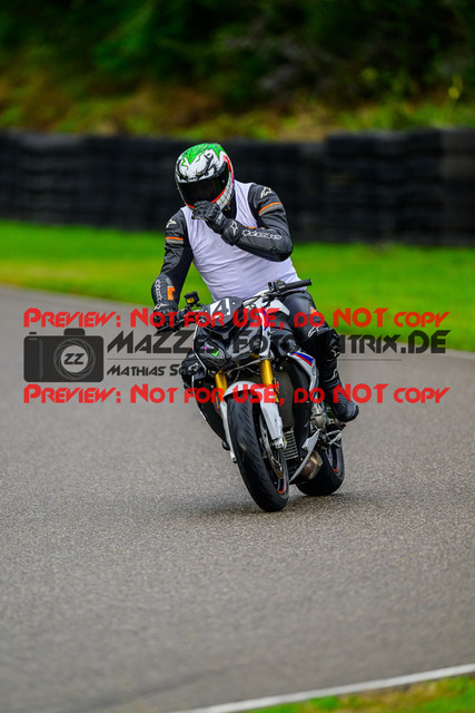 MaZZes_Fotomatrix_20241002_6007705_4093 | Fotograf Mathias Schmid
Sportfotograf,
Eventfotograf,
Hochzeitsfotograf,
Portraitfotograf