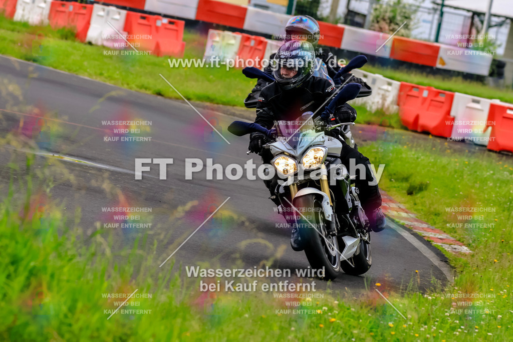 VBK-6846 | Hier findet Ihr Bilder von Touristenfahrten auf der Nürburgring Nordschleife oder von anderen Veranstaltungen die ich besucht habe. Viel Spass beim Durch Schauen 