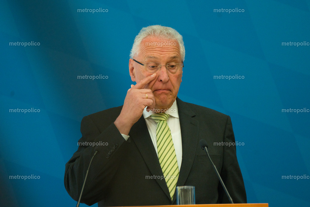 Joachim Herrmann (20) | Metropolico