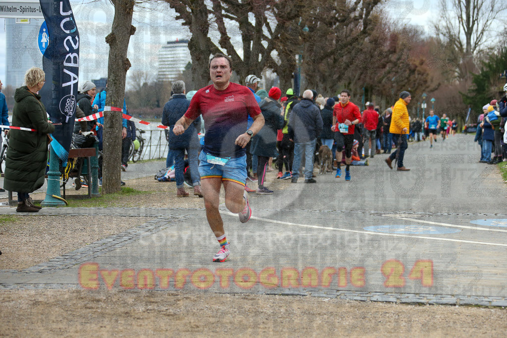 231231_1154_EX1_4452 | Sportfotografie im Rhein-Sieg Kreis, Köln, Bonn, NRW, Rheinland Pfalz, Hessen, etc. Unser Tätigkeitsfeld umfasst den Laufsport vom Volkslauf über den Marathon, Duathlon, Triathon bis zum Ultralauf wie Kölnpfad Ultra oder Schindertrail.