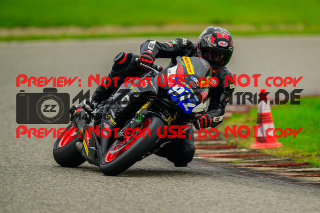 MaZZes_Fotomatrix_20241003_6007705_2232 | ROT