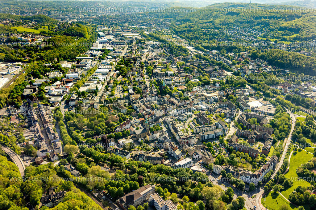 Hagen240503789 | Luftbild, Wohngebiet Ortsansicht Ortsteil Haspe und Berliner Straße, Gewerbegebiet Preußerstraße mit Stahlkontor, Haspe, Hagen, Ruhrgebiet, Nordrhein-Westfalen, Deutschland