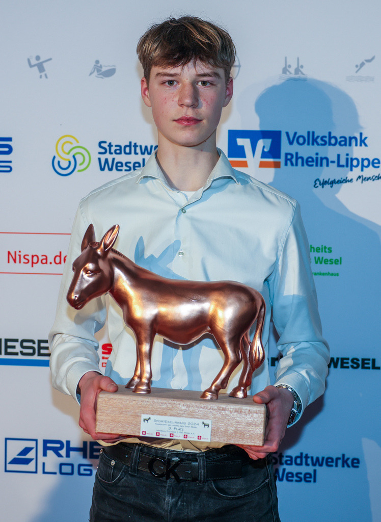 top-top.de250214-289 | Die 3. Weseler SportNacht, die große Sportgala mit Ehrungen der Weseler Sportler des Jahres 2024 findet am Freitag, den 14.02.2025 im Festzelt an der Rheinpromenade statt.Foto: Erwin Pottgiesser