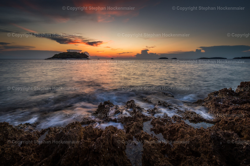 Sonnenuntergang an der Adria in Kroatien | Sonnenuntergang  in Vrsar Kroatien an der Adria - Realisiert mit Pictrs.com