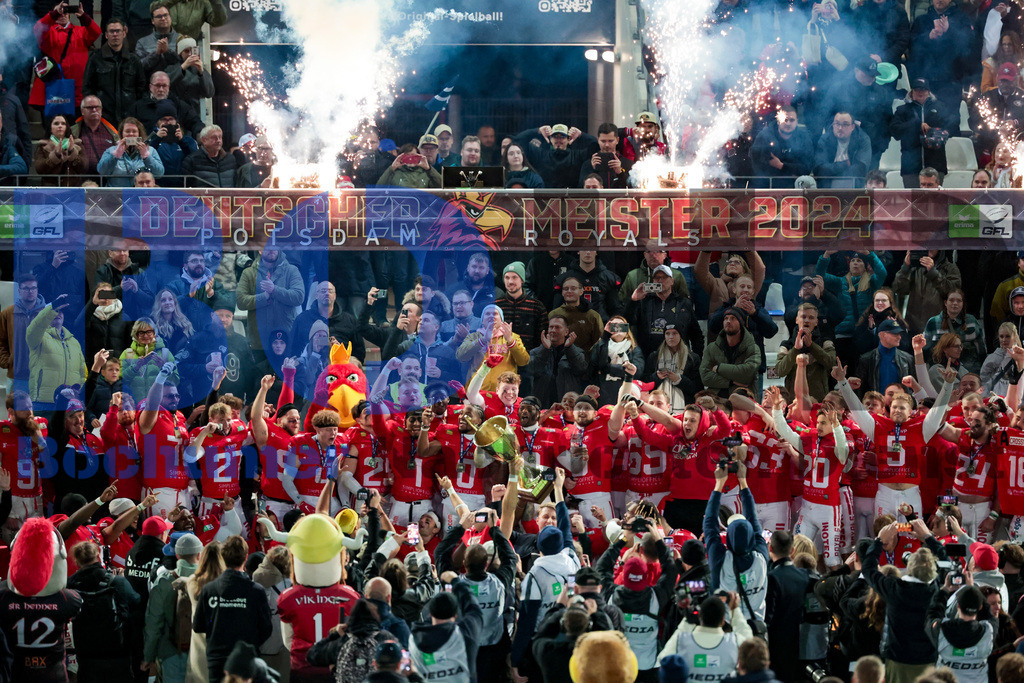 SES_POTDRE20241012-91 | bond - Realisiert mit Pictrs.com