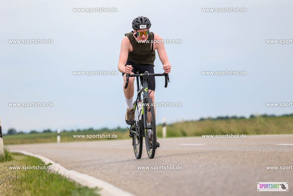 BR8A4129 | Stadttriathlon Erding 2025. #yourpictrs #sportshot_your_pictrs @Sportshotphotography #stadttriathlonerding Copyright: www.sportshot.de