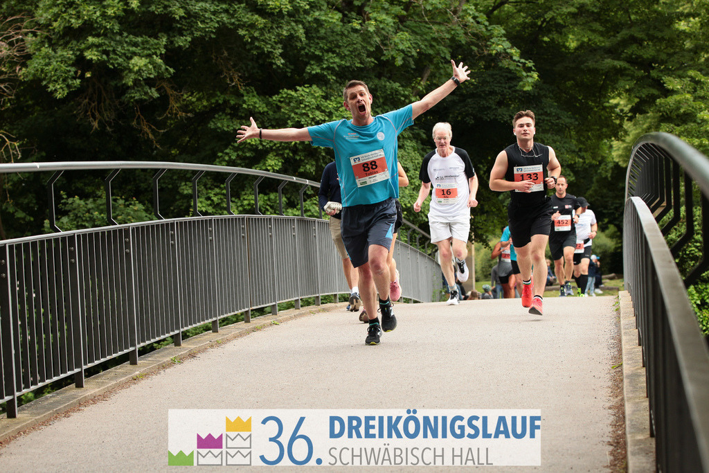 VR Bank Hauptlauf 10km | 3königslauf 2022 VR Bank Hauptlauf - Realisiert mit Pictrs.com