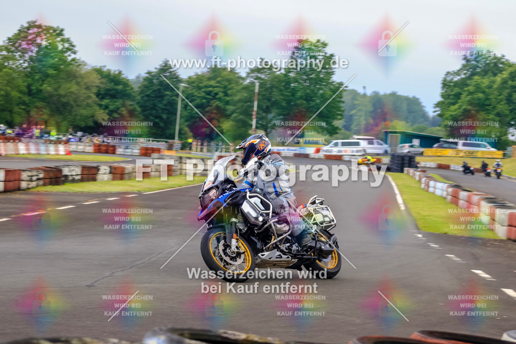 OBK-5492 | Hier findet Ihr Bilder von Touristenfahrten auf der Nürburgring Nordschleife oder von anderen Veranstaltungen die ich besucht habe. Viel Spass beim Durch Schauen 