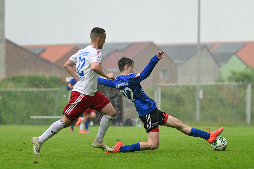 Fußball I Herren I Saison 2024-2025 I Kreisliga I 25. Spieltag I FSV Bliedersdorf-Nottensdorf - VfL Güldenstern Stade II | Der Sportfotograf. - Realisiert mit Pictrs.com