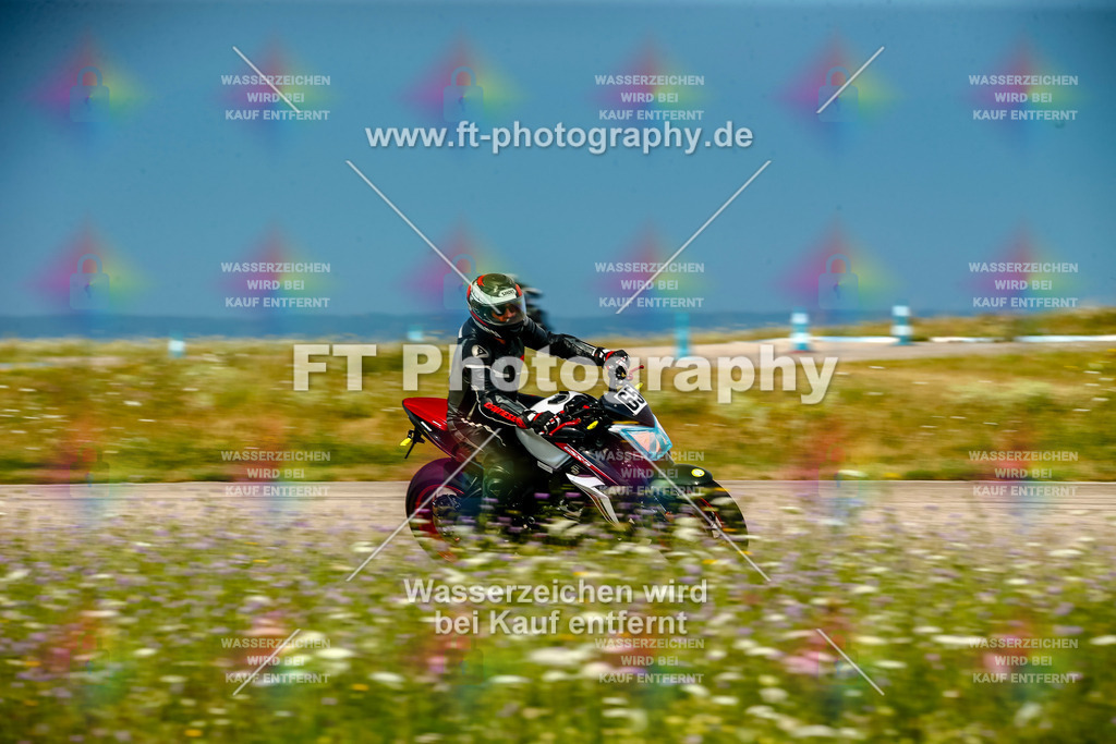 Chambley Juli-0675 | Hier findet Ihr Bilder von Touristenfahrten auf der Nürburgring Nordschleife oder von anderen Veranstaltungen die ich besucht habe. Viel Spass beim Durch Schauen 