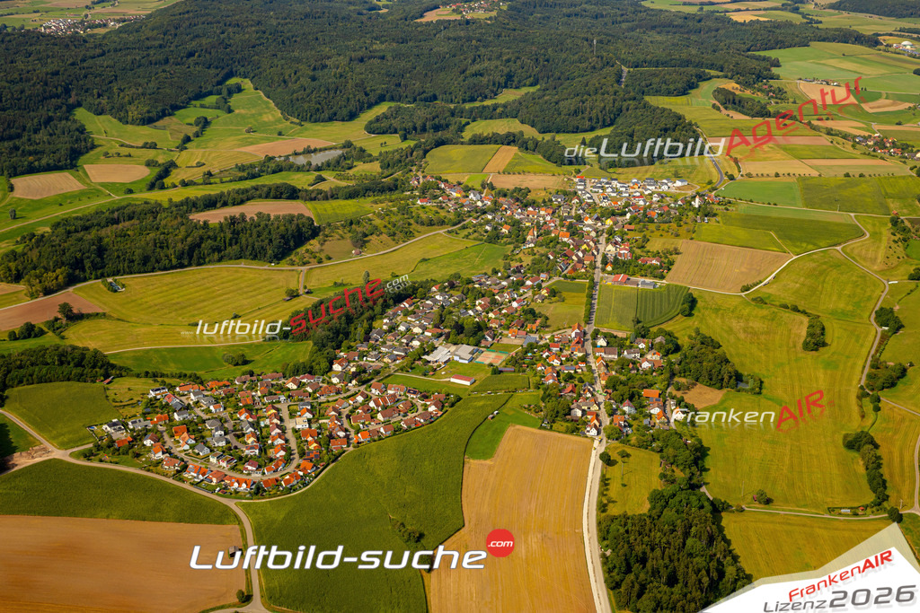 Das Luftbild zeigt : Haselhof Kreßberg - Die Luftaufnahme wurde 2024 vom UL-Flugzeug aus erstellt ( keine Drohne ) - Hochauflösende Luftaufnahme - Für grossformatige Ausdrucke geeignet. Die Geschenkidee !Mit Lizenz und Bildrechte bestellbar