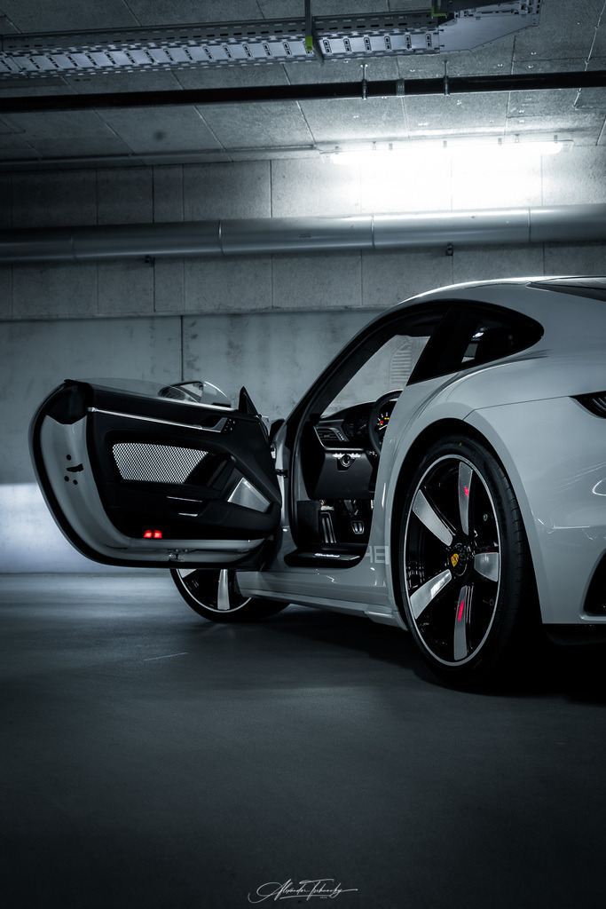 R6AT6598 _Alexander Tschuncky | Entdecken Sie die faszinierende Welt von Alexander Tschuncky Arts: Kreative Fotografie, atemberaubende Automobilkunst und hochwertiger Bilderdruck. Lassen Sie sich inspirieren! - Realisiert mit Pictrs.com