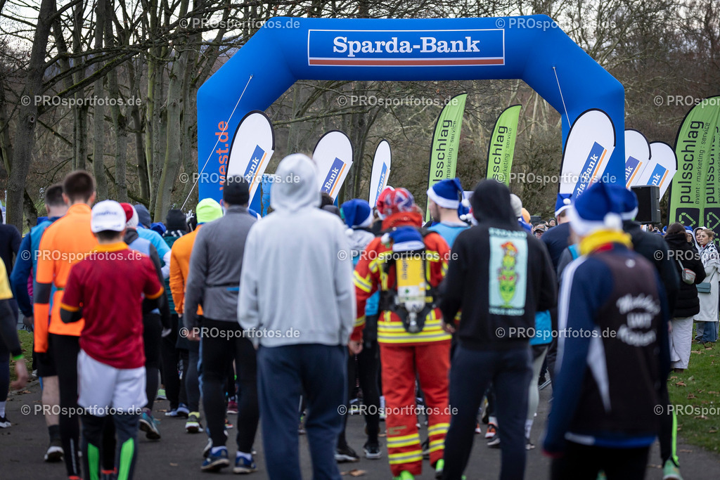 Bonner Nikolauslauf in Bonn, 08.12.2024 | Impressionen vom Bonner Nikolauslauf am 08.12.2024 in Bonn (Freizeitpark Rheinaue). Foto: BEAUTIFUL SPORTS/Axel Kohring