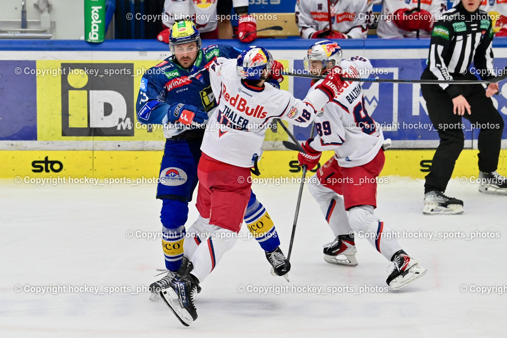 EC IDM Wärmepumpen VSV vs. EC Red Bull Salzburg | #13 Adam Helewka EC VSV, #48 Lucas Thaler EC Red Bull Salzburg, #89 Florian Baltram EC Red Bull Salzburg, EC IDM Wärmepumpen VSV vs. EC Red Bull Salzburg, EC IDM Wärmepumpen VSV vs. EC Red Bull Salzburg am 12.12.2025 in Villach (Stadthalle Villach), Austria, (Photo by Bernd Stefan)