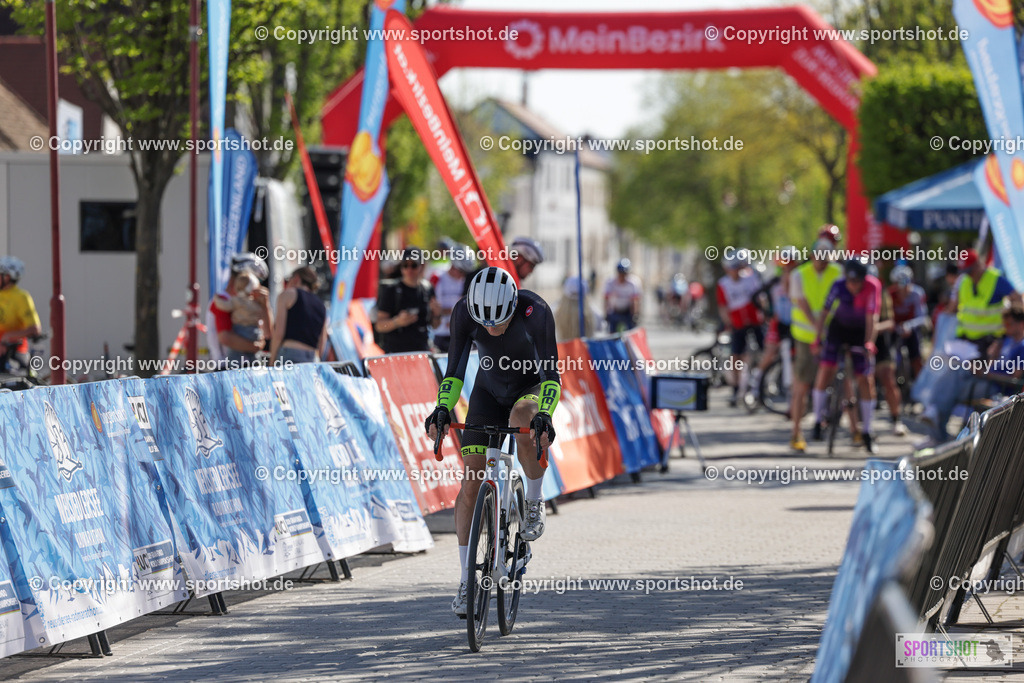 VJ__5572 | Neusiedlersee Radmarathon 2026@sportshot_your_pictrs #yourpictures#roadtowm2029 #nrm #neusiedlerseeradmarathon #neusiedlersee #neusiedlerseetourismus #burgenland #mörbisch #nrm26 #burgenlandtourismus #voglundco #poweredbyburgenlandtourismus #radsport #rad #marathon #ucigranfondo #visitburgenland #ucigranfondoworldseries
