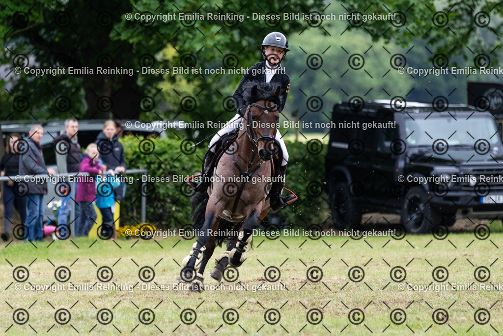 CL5A9022 | Emilia Reinking Fotografie - Realisiert mit Pictrs.com