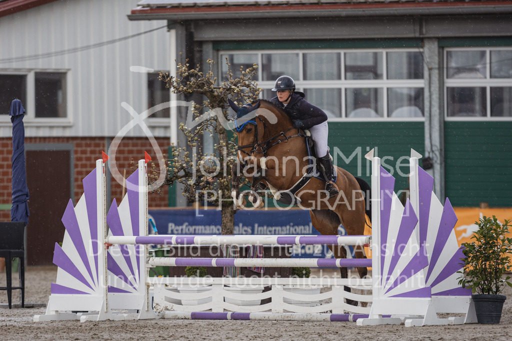 230411_Mühlen_02SprPf-A-291 | Deine schönsten Turniermomente als professionelle Fotos! Entdecke hochwertige Pferdesport-Fotografie im Online-Shop. Jetzt Fotos finden & bestellen!