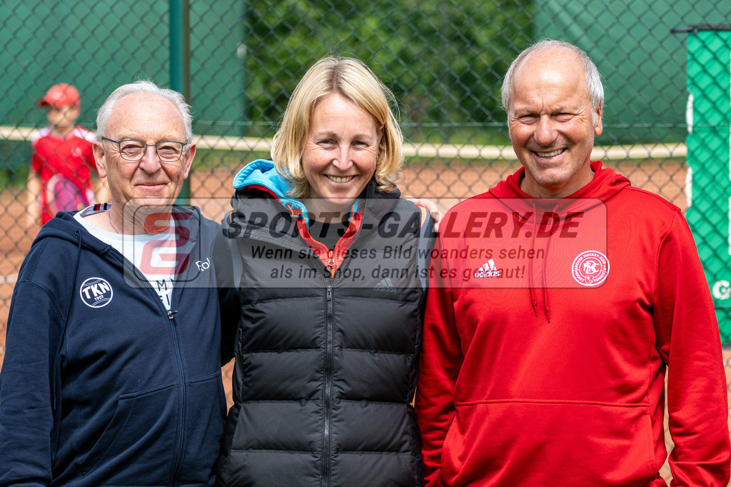 AKa BHC Tennis Cup 16.06.24 SG-3012 | 15.06.2024, Turnierleitung: vlnr: Rolf Huebler, Nadine May, Martin Weissgraeber, Tennis Cheftrainer BHC