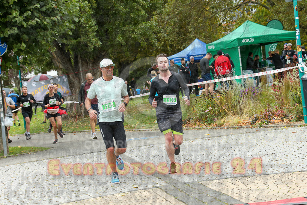 231015_1112_EX1_3329 | Sportfotografie im Rhein-Sieg Kreis, Köln, Bonn, NRW, Rheinland Pfalz, Hessen, etc. Unser Tätigkeitsfeld umfasst den Laufsport vom Volkslauf über den Marathon, Duathlon, Triathon bis zum Ultralauf wie Kölnpfad Ultra oder Schindertrail.