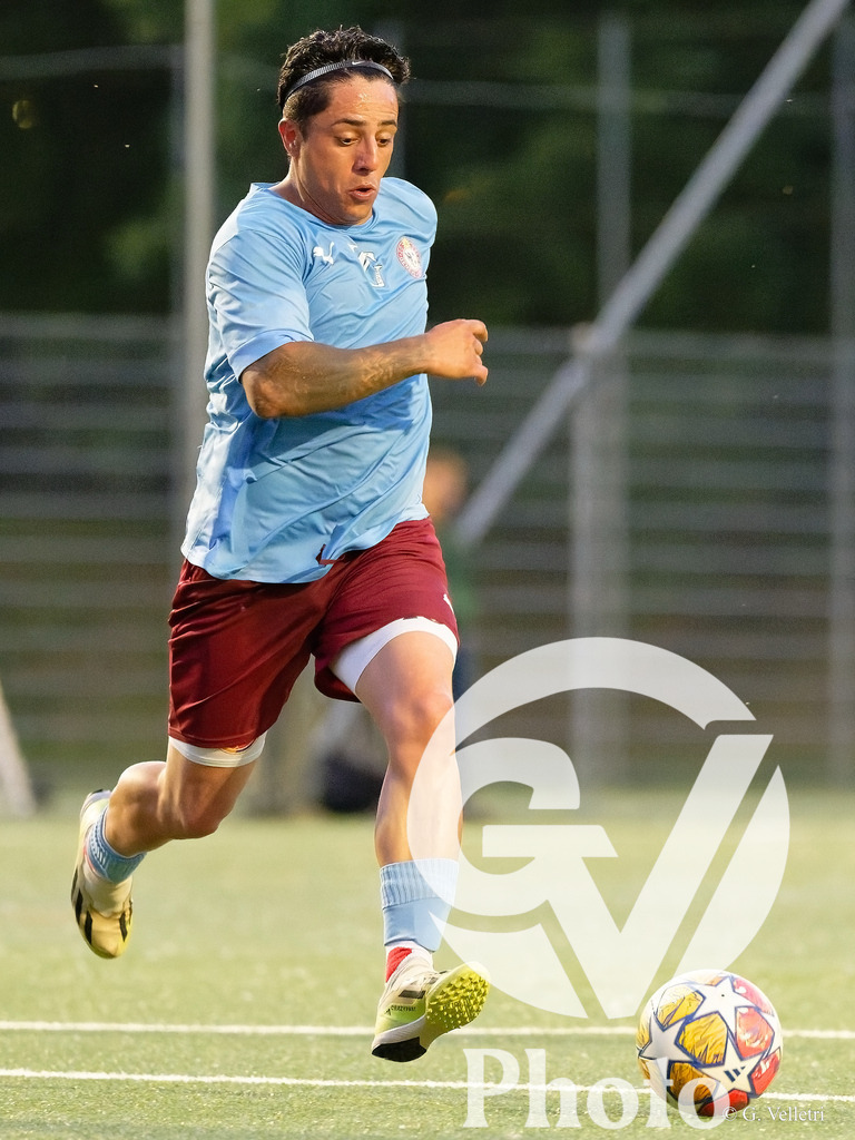 US Carouge II  v Viseu United  - 4eme ligue Groupe 3 | Geneva, Switzerland - May 20 : during the 4eme ligue Groupe 3  match between US Carouge II  and Viseu United  at Stade de la Fontenette  on May 20 , 2026 in Geneva, Switzerland.