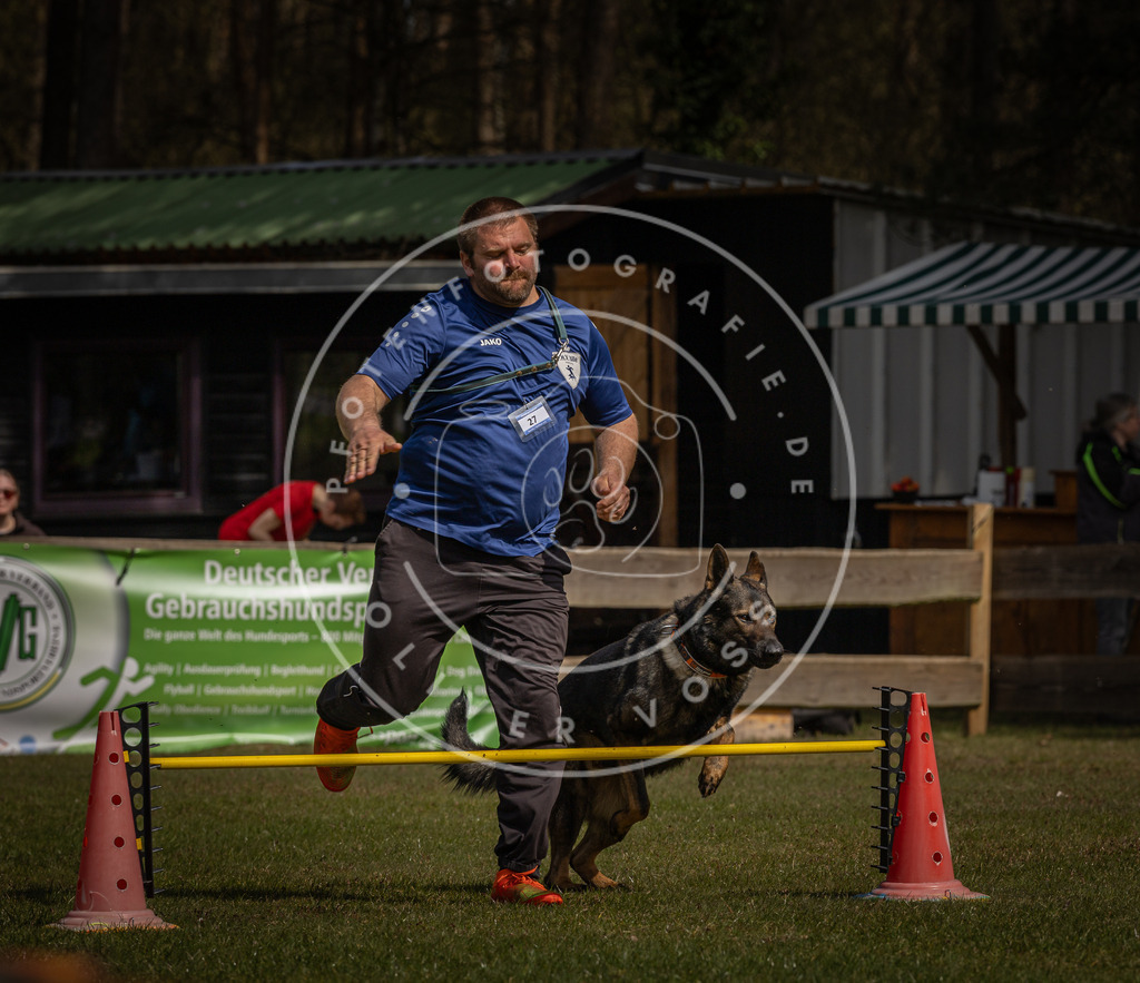 Pfotenfotografie_DV3A3850 | Hundefotografie, Tierfotograf, Pfotenfotografie, Fotoshooting Hund, Hunde Portrait, Hundesport, Hundeportraits, Heideshooting, Hunde, Sportfotograf, Hundefotograf, Turnierhundsport, THS,  - Realisiert mit Pictrs.com