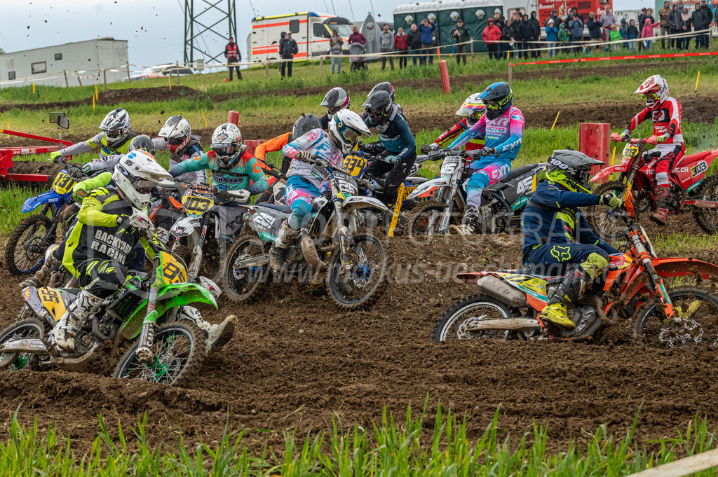 Motocross Schlatt bei Winterthur - 30. April 2022 | Motocross Schlatt bei Winterthur
MC Wila, Schlatt bei Winterthur
Bild: Sportfotografie Markus Aeschimann | www.markus-aeschimann.ch - Realisiert mit Pictrs.com