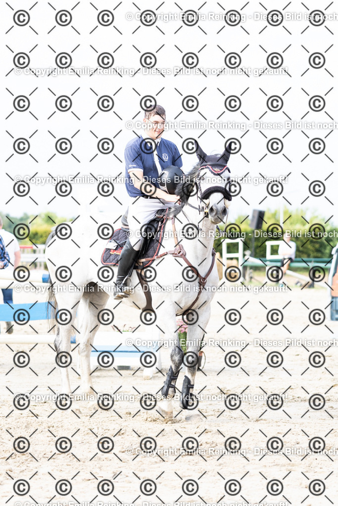 CL5A8095 | Emilia Reinking Fotografie - Realisiert mit Pictrs.com