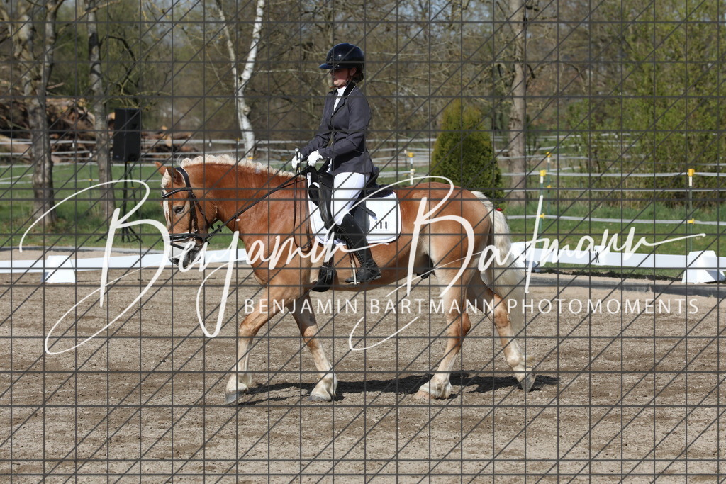 AZ2A3097 | Benjamin Bartmann Photomoments